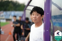 카이오 ‘퇴장’ 악재에 4실점…김병수 감독의 한숨 “크게 패해 송구, 대구에 맞는 포메이션이 분명히 있는 것 같다”[현장인터뷰]