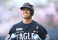 [포토] 노시환 ‘내 홈런 봤지?’