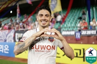 이 선수가 전력 외 자원이었다니…2경기 3골 폭발, 김은중 감독 만나 펄펄 나는 윌리안