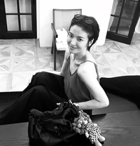 송혜교, 일상도 화보처럼...