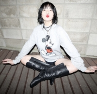 현아, ‘임신설’ 종식시키는 파격적 하의 실종 패션