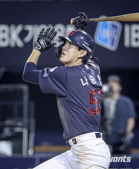 ‘월간 타율 0.138’ 주춤한 나승엽, ‘부활’ 위한 과제는?…‘타격 기본’부터 다시! [SS포커스]