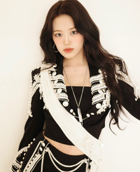 안유진, 4년 연속 SBS와 동행…‘2025 가요대전’ MC 출격