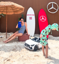 수영복 입은 이현이, 프로 모델은 포즈부터 달라 [★SNS]