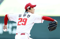 ‘사상 첫’ 김광현 vs 류현진…“선취점이 중요” 이숭용 감독이 꼽은 핵심은 역시 ‘타격’ [SS대전in]