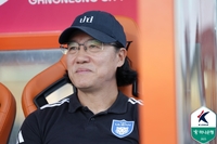 말컹 2득점에도 무승부, 울산 김판곤 감독 “득점 긍정적, 인내가 필요하다”[현장인터뷰]