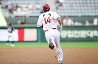 ‘선제 결승타→연타석 홈런’ 이틀 연속 ‘맹타’ 최정…‘멘탈 담당’ 김성현 오자 제대로 난다 [SS시선집중]