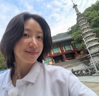 결혼 연기 후 힘든 심경 털어놨던 EXID 하니, 인도로 또 떠난다!