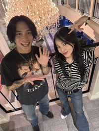 산다라박, 10살 연하 일본 가수 유우리와의 만남 공개!