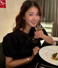 이시영, 임신 중인데 술 파티? 논란에 “무알코올” 해명 [★SNS]