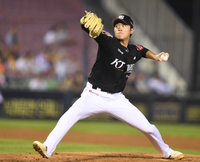 [포토] 역투하는 KT 전용주