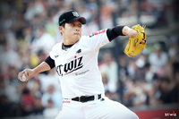 김원중에게 ‘1위’ 내줬지만…박영현 목표는 ‘세이브왕’이 아니다, “KT 새 기록 달성 목표” [SS스타]