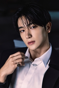 더보이즈 현재, 발목 인대 파열 부상…1일 뮤직뱅크는 의자에 착석해 참여