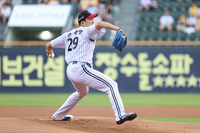 7월 평균자책점 1.47→완벽 부활 ‘토종 에이스’…손주영을 반등하게 한 ‘좌우 커맨드’ [SS집중분석]