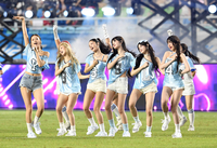 [포토]그라운드 위 빛나는 여신들, 아이브