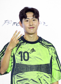 [포토]‘3선’ 포즈 취하는 이가인