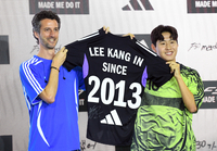 [포토]2013년부터 아디다스와 함께 하는 이강인