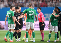 [포토] 교체되는 손흥민