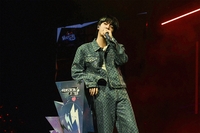 포브스 “방탄소년단 진, ‘잘생긴 얼굴’ 이상의 실력파” 호평