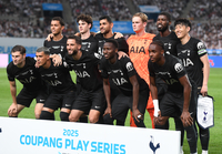 [포토] 손흥민, 토트넘 마지막 기념촬영