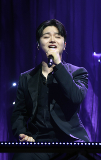 황가람, ‘아문다’로 음원차트 1위…‘나는 반딧불’ 잇는 힐링 재점화!