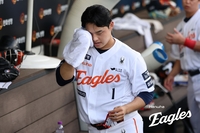 ‘LG에 1위 뺏겼다’ 한화, 문동주 7이닝 무실점 10K ‘호투’ 펼쳤는데…8회초 5실점→‘불펜 난조’ KT에 2-5로 패배 [SS대전in]