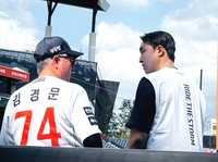 “이상 없지? 강도 높이자” 손아섭과 직접 얘기 나눈 김경문 감독…근데 ‘변수’가 남아 있다 [SS대전in]