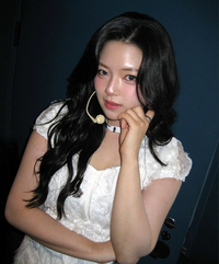 건강 되찾은 트와이스 정연, 11만 관객 열광시키며 ‘롤라팔루자 시카고’ 성공적으로 접수!