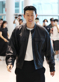 손흥민 LA행 비행기 탑승! 곧 입단 발표…美 ‘MLS 역대 최고 이적료’ 전망