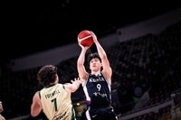 ‘안준호호’ 이정현 20점 활약에도→‘농구 강국’ 호주에 36점 차 패배…“다음 경기 100% 선보일 것”