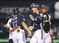 선두를 끌어내리는 ‘홈런 3방’! 두산, LG 10-8로 제압…LG 하루 만에 1위 내줬다 [SS잠실in]