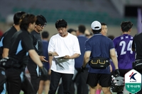 9경기 최소 5승 목표…“지키는 수비로 불가능” 최하위 대구, 리스크 안고 포백·주도하는 축구 ‘전환’ 선언