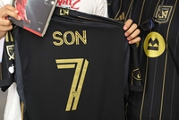 LAFC ‘SON, 7’ 유니폼 벌써 팔린다…전광판에 뜬 손흥민→구단 ‘7일 중대한 기자회견’ 입단식 예고