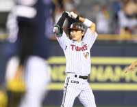 LG, 접전 끝에 두산 제압→‘단독 선두’ 재탈환!…7연속 위닝시리즈 ‘작렬’ [SS잠실in]