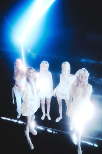 르세라핌 ‘HOT’, 스포티파이 1억 스트리밍…팀 통산 13번째