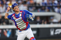 ‘역시 국민 포수답네’ 강민호, KBO리그 포수 최초 350홈런 -2