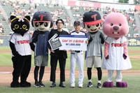 ‘두산 끝내기 슈퍼캐치’ LG 구본혁, 7월 월간 CGV 씬-스틸러상 수상자 선정…최다 득표수·득표율 얻었다