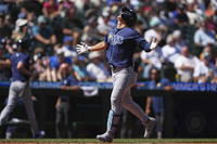 ‘어썸킴’ 김하성, ‘시즌 2호포’ 쾅!…홈런 포함 ‘3출루’→제대로 ‘폭발’했다