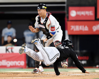 [포토]LG 오지환의 추가 득점