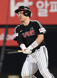 [포토]2타점 추가하는 LG 박동원