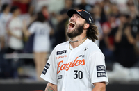 폰세, 개막 15연승+최소 경기 200K→김경문 감독도 통산 1000승 ‘겹경사’…한화, 2연승 ‘질주’ 롯데는 4연패 [SS대전in]