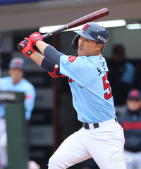 ‘캡틴’ 빠지니 주춤한 롯데 타선→김태형 감독에 ‘임시 리더’로 지목된 ‘의외의’ 선수는? [SS포커스]