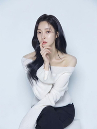 ‘팬 돈 3,700만원 사기’ 티아라 출신 아름, 항소심에서 2개월 감형됐다!