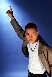 유승준 팬들 “정치인에게 관용 베풀면서 왜 20년 넘게 유승준에게만 가혹하냐” 비판