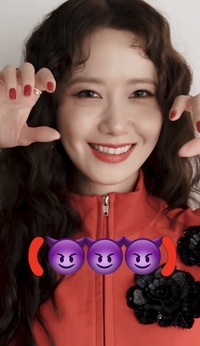 안경 낀 세련 임윤아? 뽀글머리 깜찍 임윤아! 극과 극 매력으로!