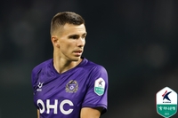 데뷔전서 골대 ‘강타’로 놓친 데뷔골, 새 카드 유키치 ‘합격점’…‘반전’ 필요한 안양에 외인 ‘사각 편대’ 뜬다