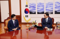 우원식 의장, 안규백 국방부장관 접견