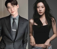 ‘서초동’ 글로벌하게 팬심 달군다…이종석·문가영, 해외 팬심 직격