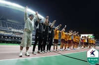 ‘고비 넘어 고비’ 아사니 이적 이슈 간신히 해결, 4년째 이어지는 고난의 행군에도…이정효 감독은 지치지 않는다[SS포커스]