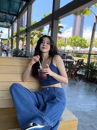 배우 이선빈, 하와이에서 전한 눈부신 휴가 일상